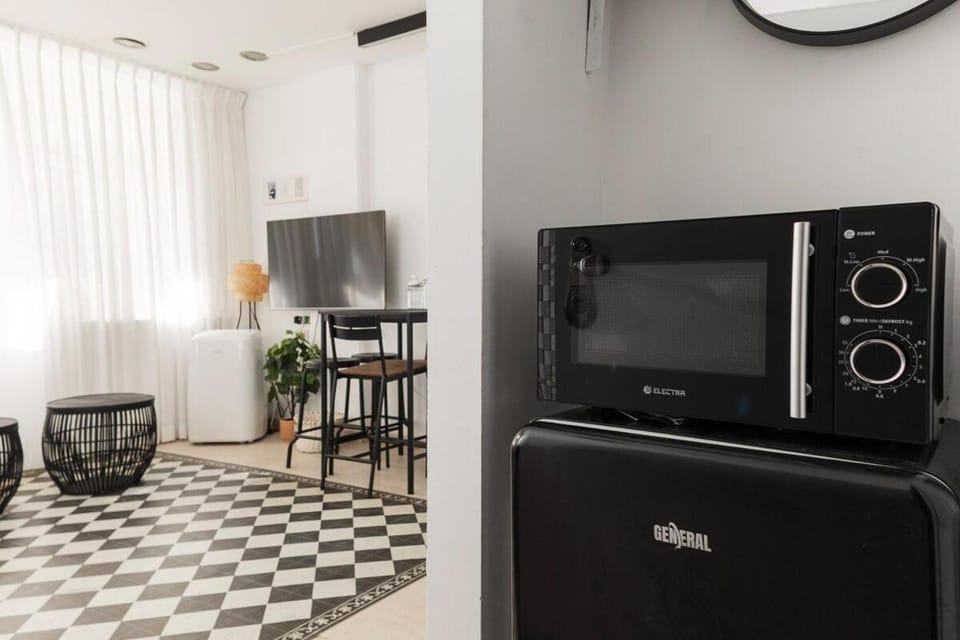 TV and multimedia, Living room, Dining area