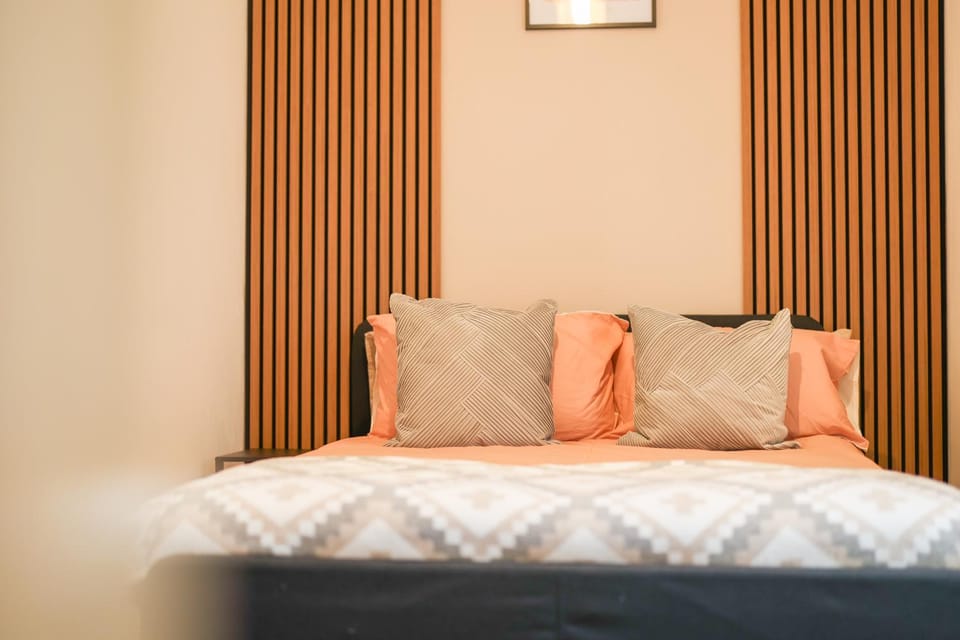 Large 4-Bedroom House Sleeps 8 - Fast WiFi - Smart TV - Air Fryer House in Newcastle upon Tyne