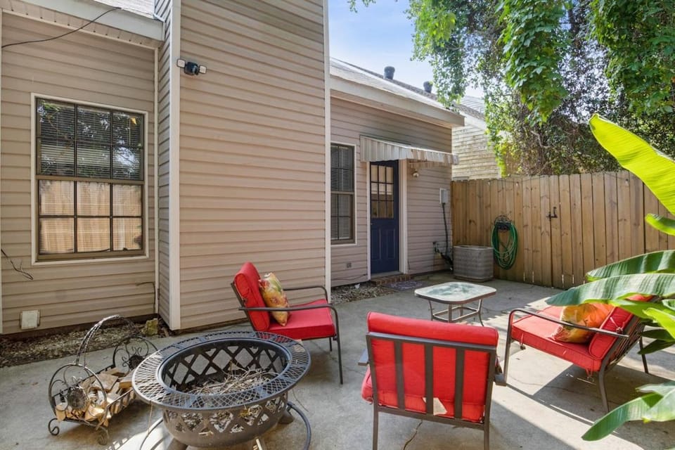 Three bedroom townhome Apartment in Scott