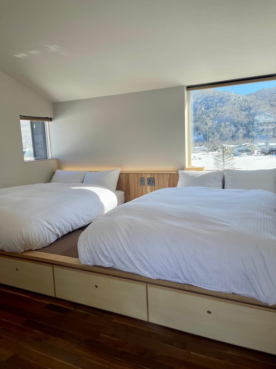 Chalet SOZA Hakuba - Newly Built Mountain View Villa Chalet in Hakuba