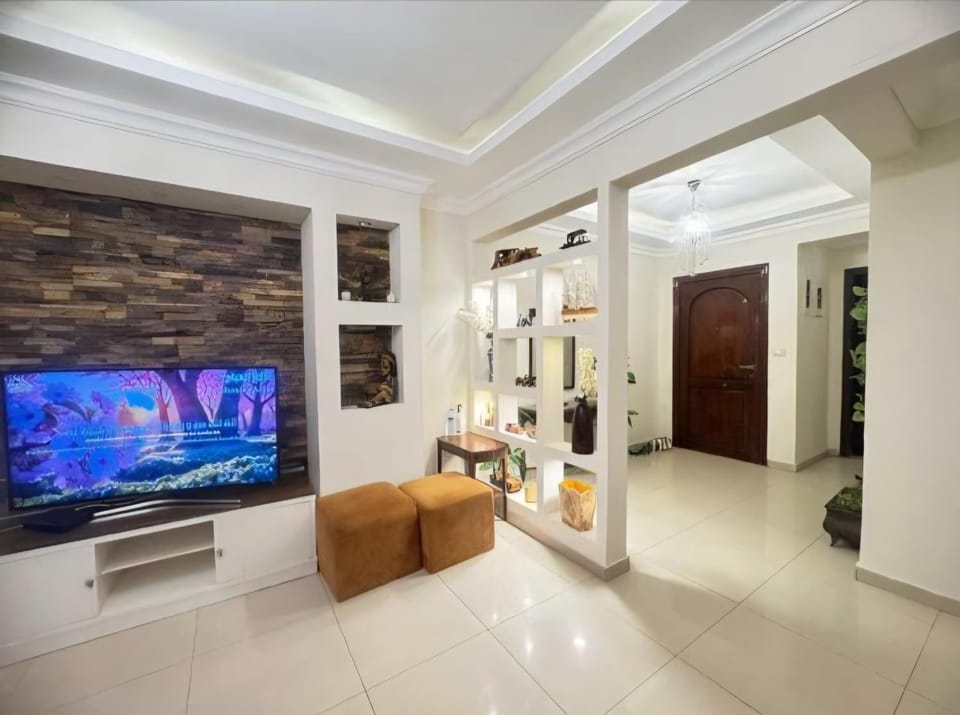 الجيزه الدقي Apartment in Egypt