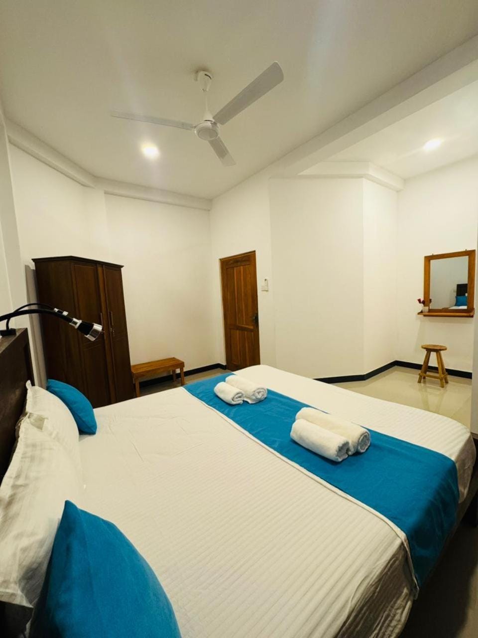 Sea Breeze Grove Villa Villa in Kamburugamuwa