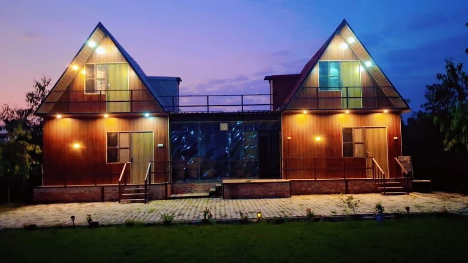 Property building, Night