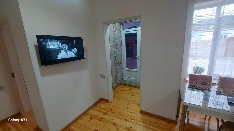 TV and multimedia, Dining area