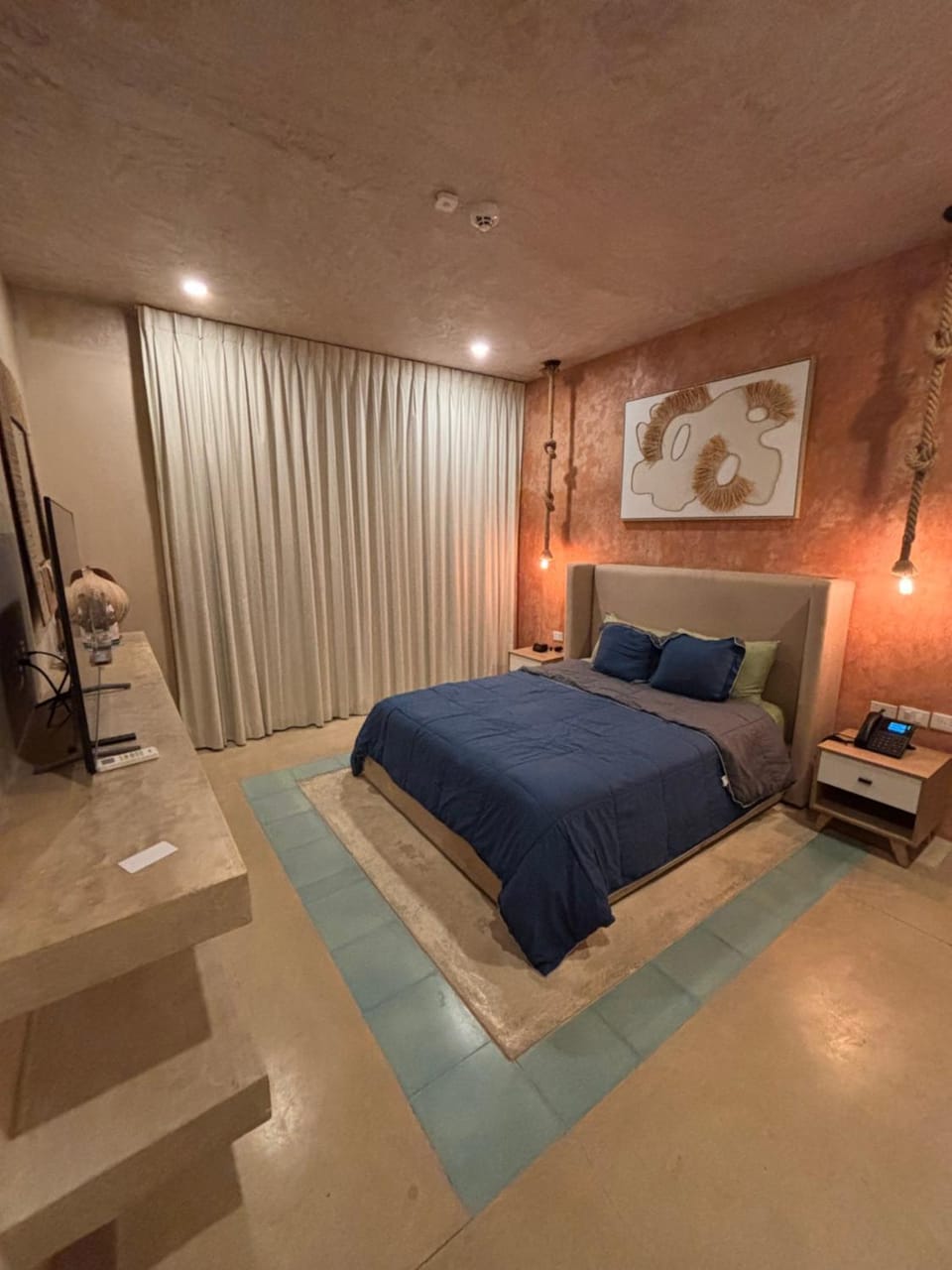 Bed, Living room, Photo of the whole room, Bedroom