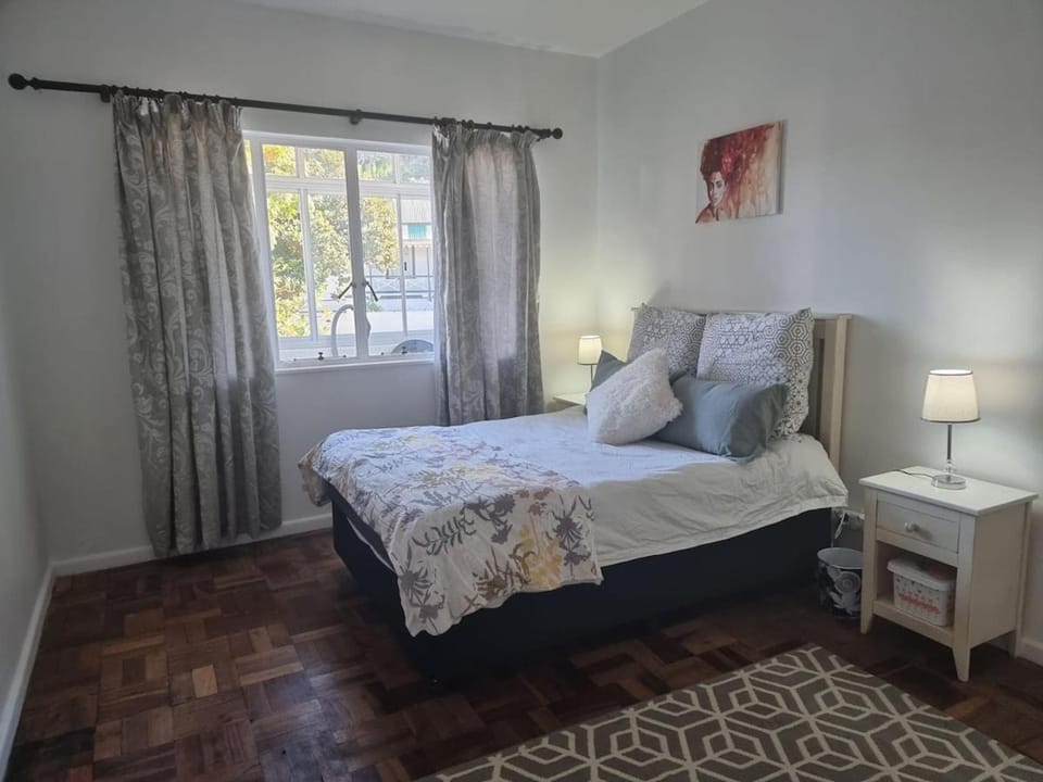 South End Haven Apartment in Port Elizabeth