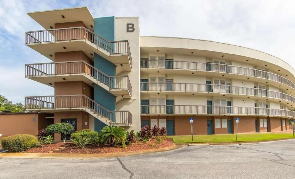 Dockside Dream-Waterfront-Boat Slip-Downtown House in Fort Walton Beach