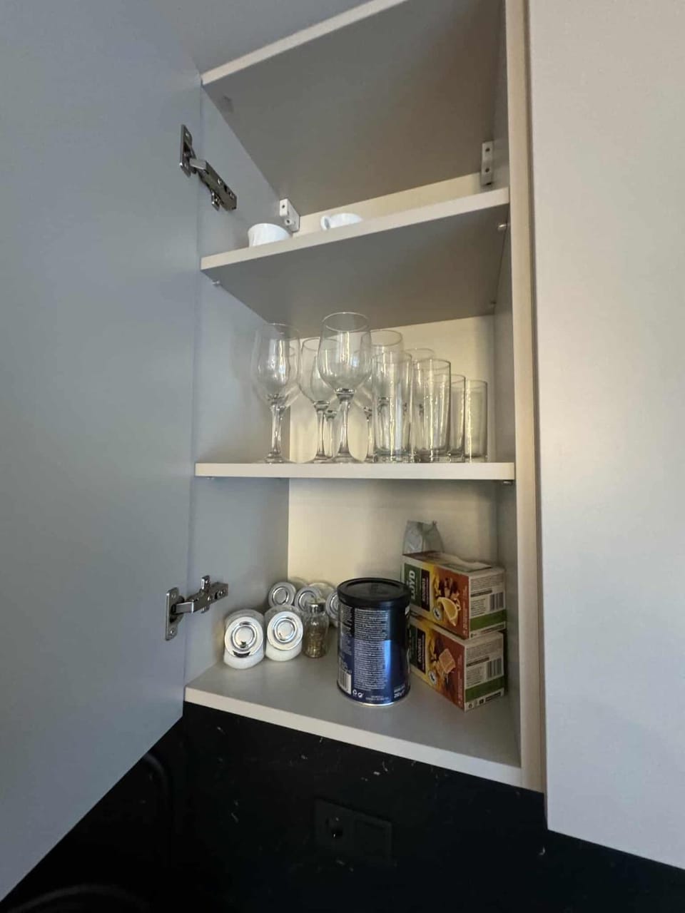 Coffee/tea facilities, Kitchen or kitchenette