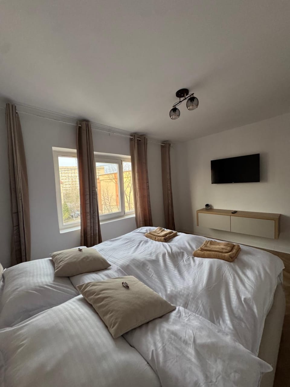 1 Mai Apartament Apartment in Craiova