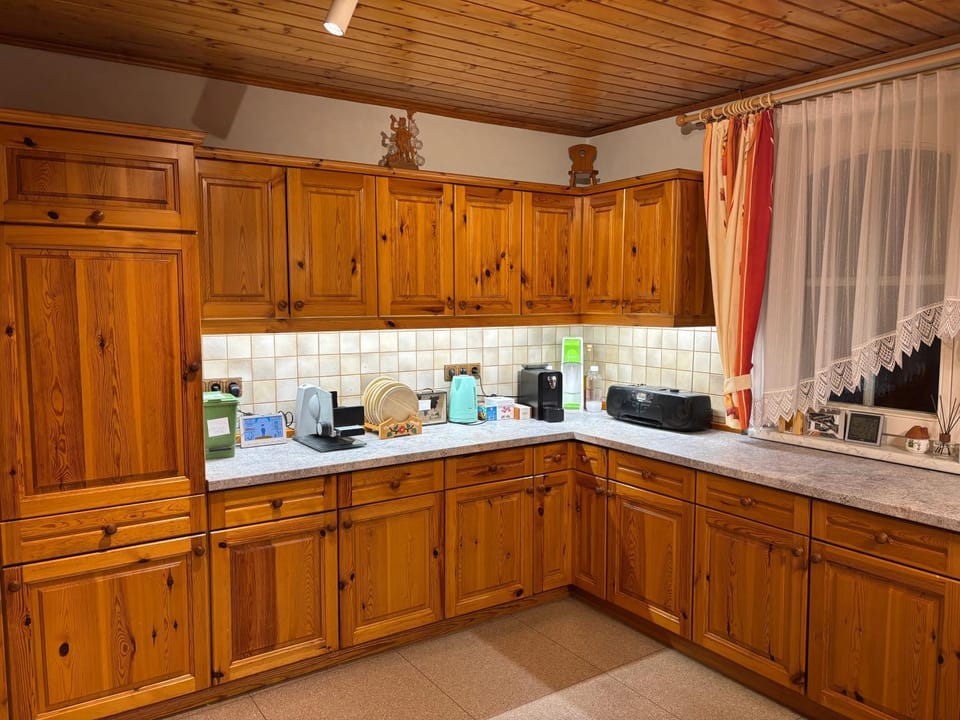 Kitchen or kitchenette, kitchen