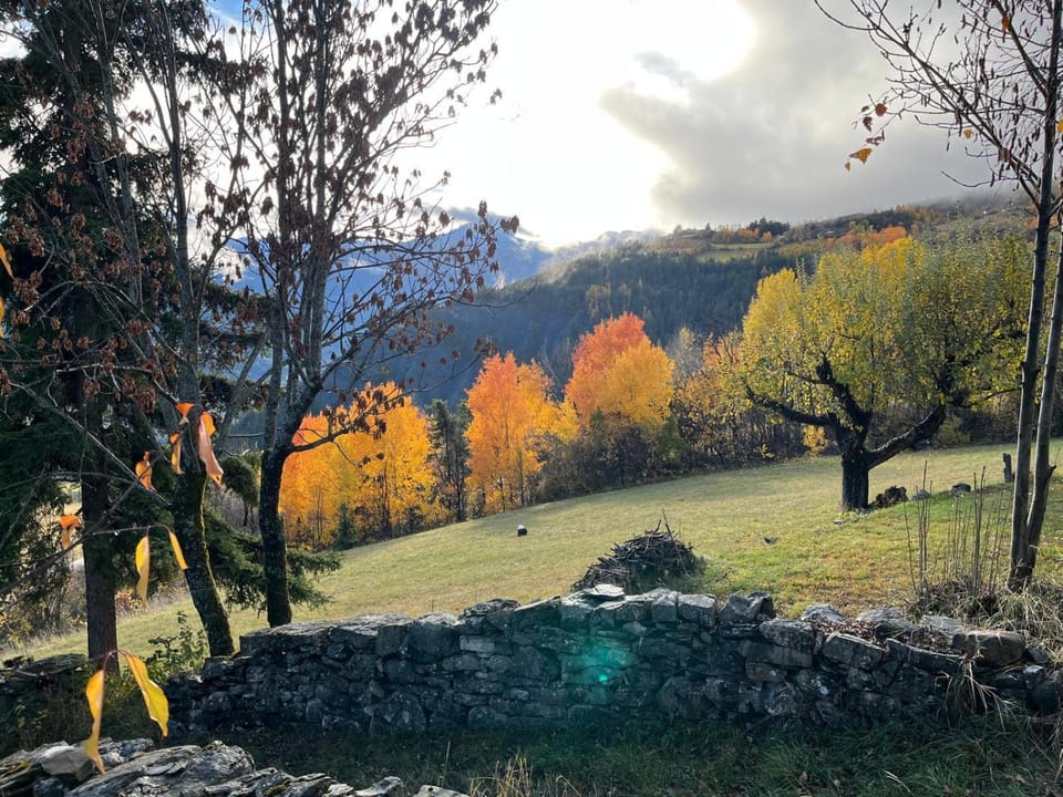 Chalet d exception ensoleillé, vue grandiose Chalet in Piedmont