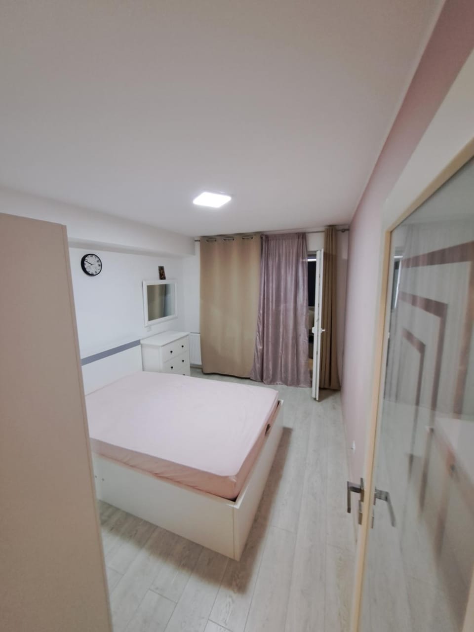 Fiald Apartamente New Apartment in Romania
