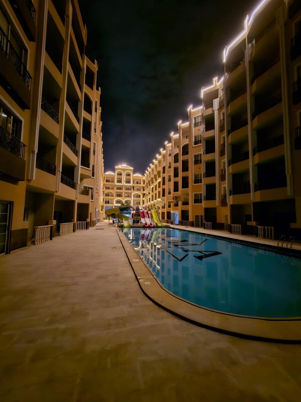 Swimming pool