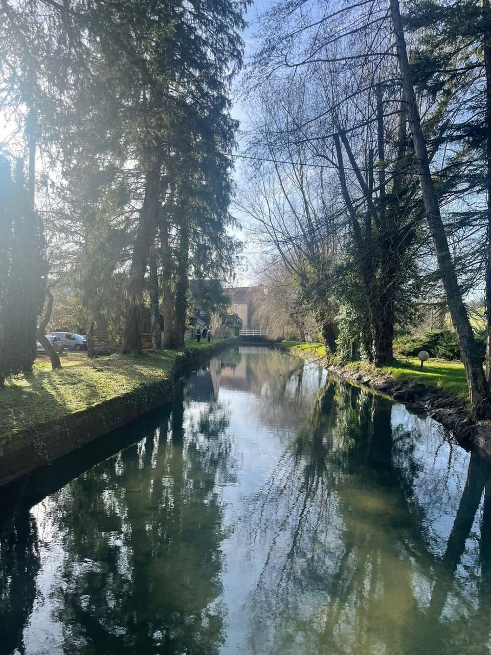Le rêve au fil de l'eau Chalet in Bourgogne-Franche-Comté
