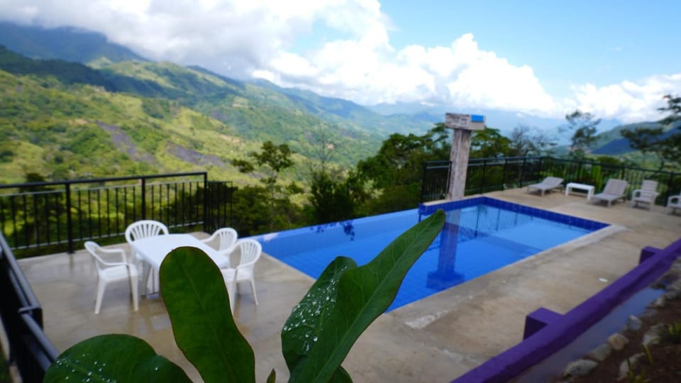 Finca Turística - Mirador Bella Luna House in Cundinamarca, Colombia