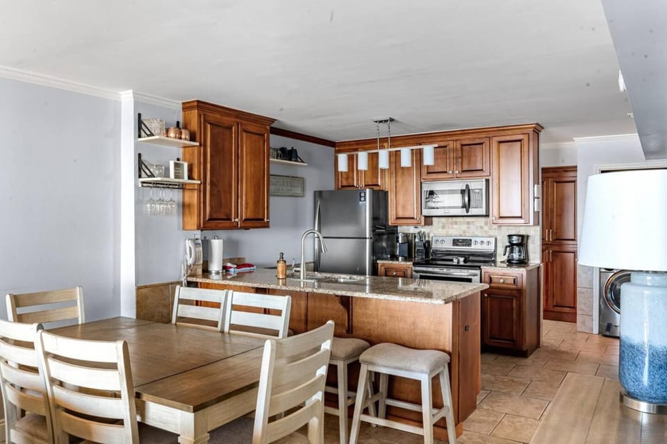 111 Harbour Place Apartment in Orange Beach