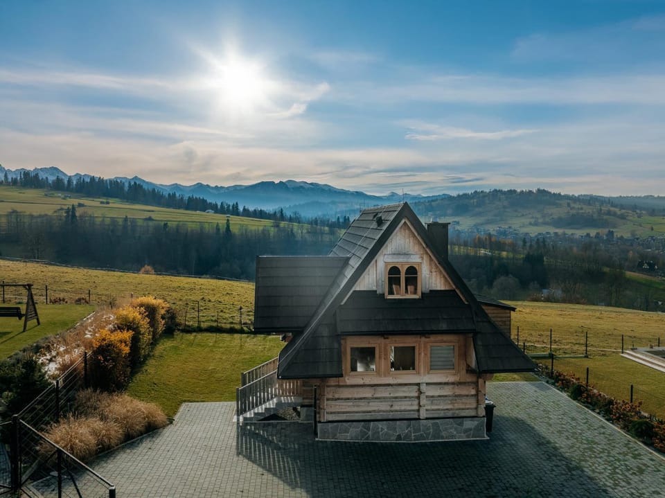 'Góralskie Zacisze' z sauną Chalet in Lesser Poland Voivodeship