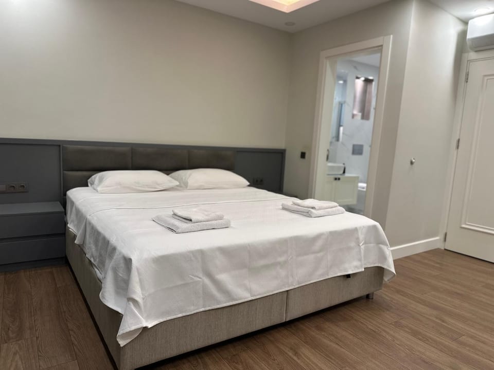 Modern Villa with Heated Private Pool - Antalya Lara Villa in Antalya Province