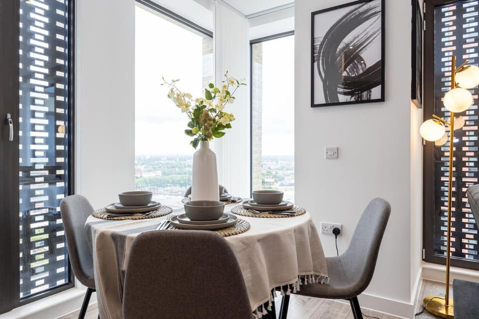 Royal Ebony by Smithstone properties Apartment in Manchester
