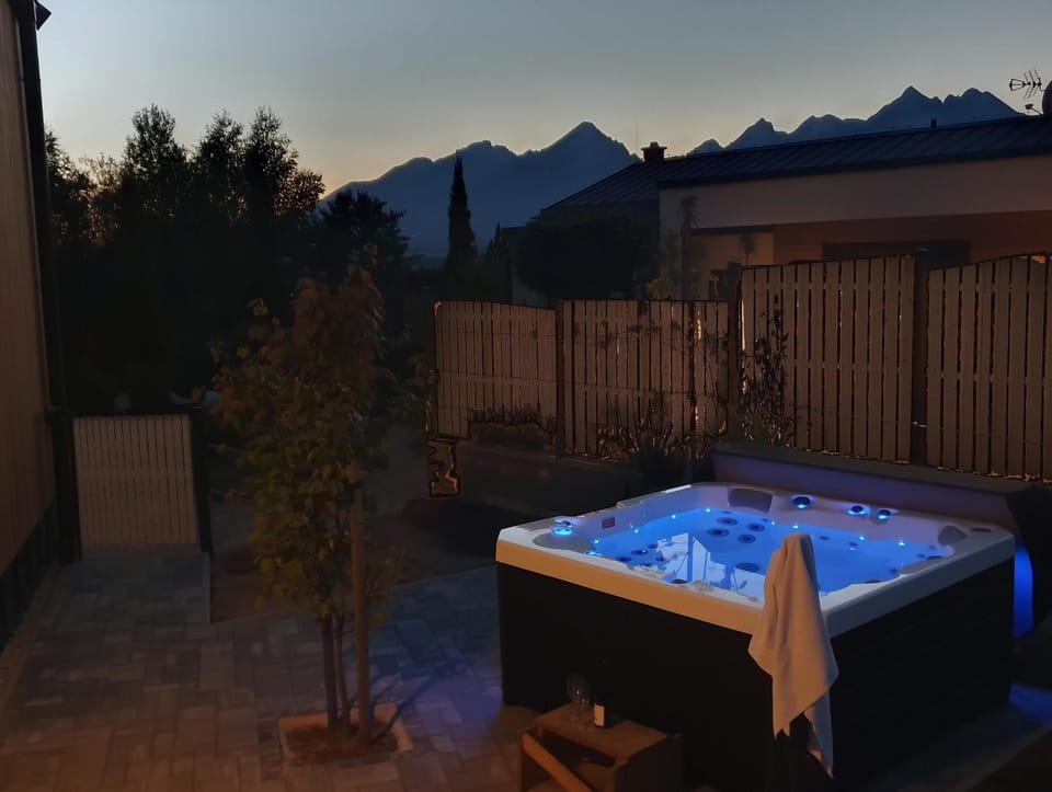 Night, Natural landscape, Hot Tub, Hot Tub, Mountain view