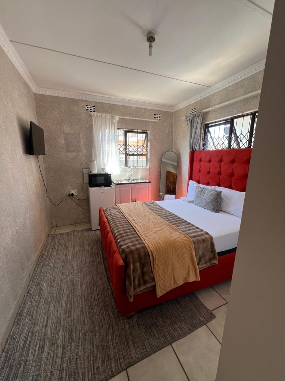 Zolas guest house Bed and Breakfast in Eastern Cape