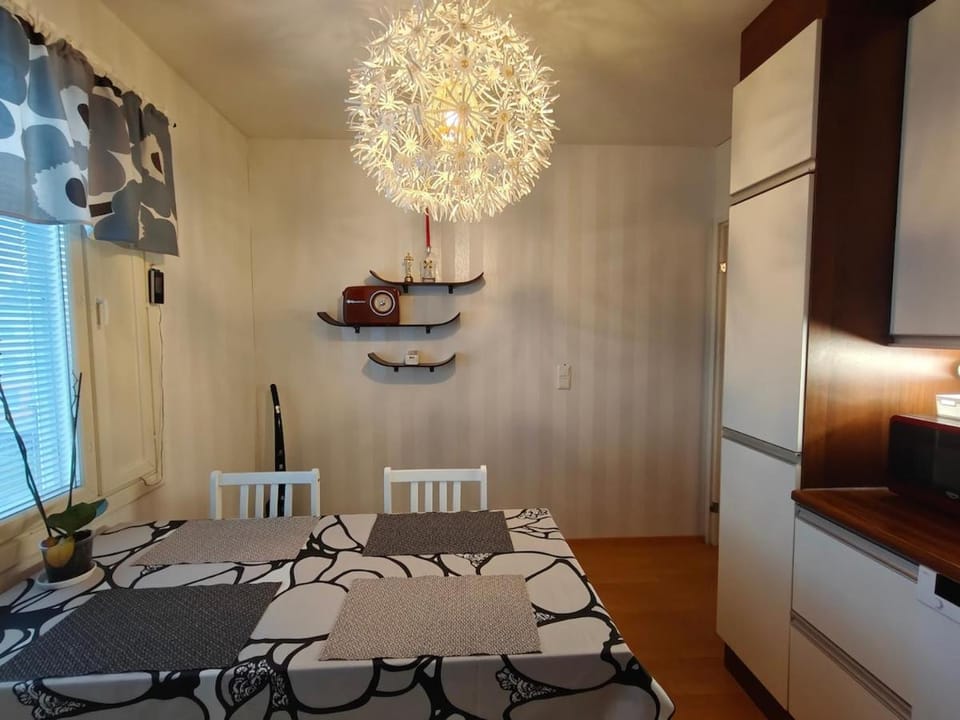 Dining area, kitchen