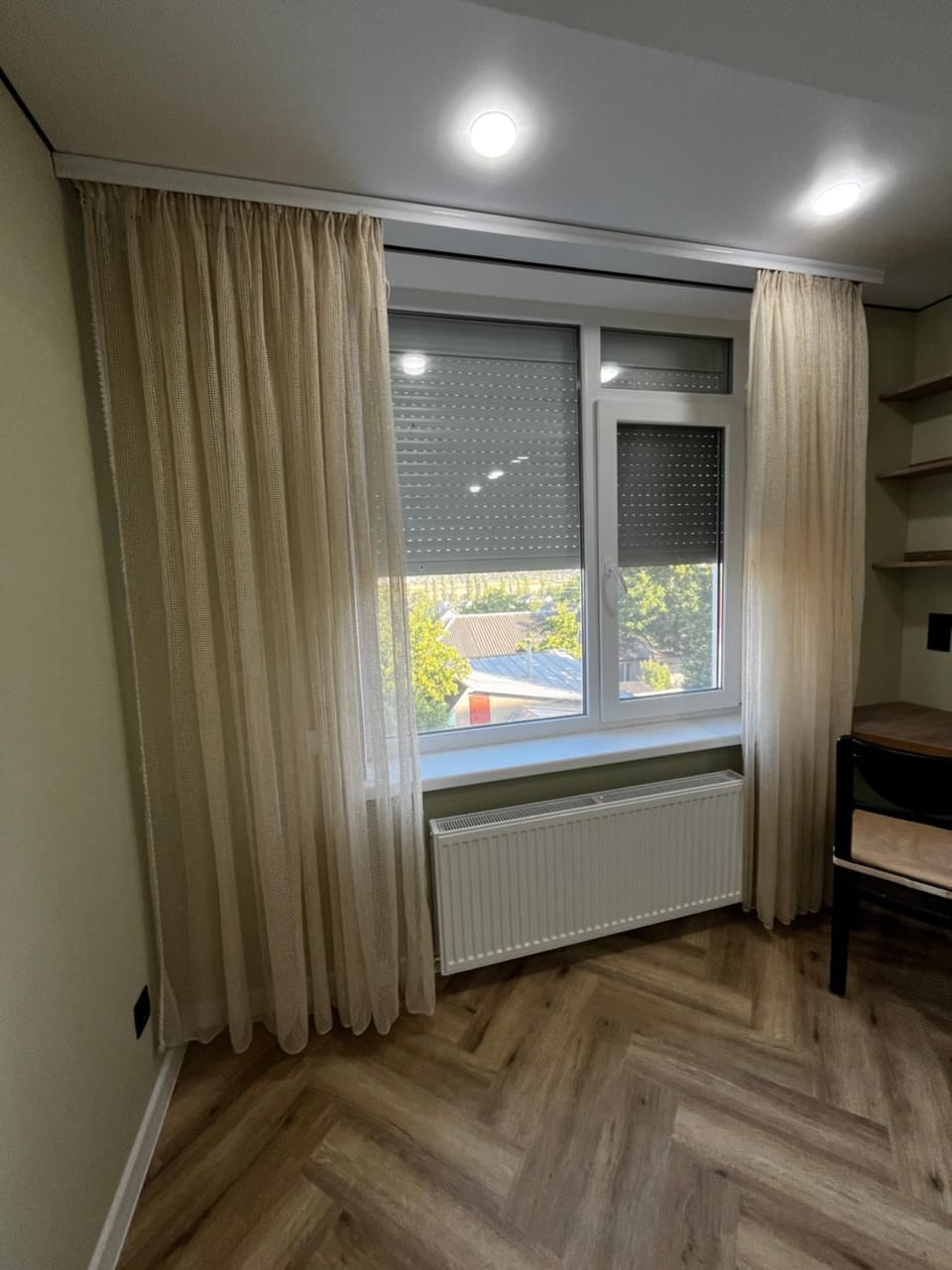 Photo of the whole room
