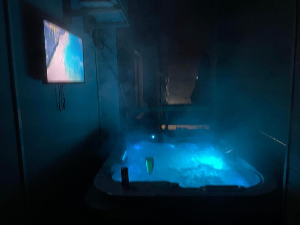 Hot Tub