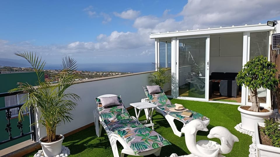 Solarium, View (from property/room), Balcony/Terrace, Sea view