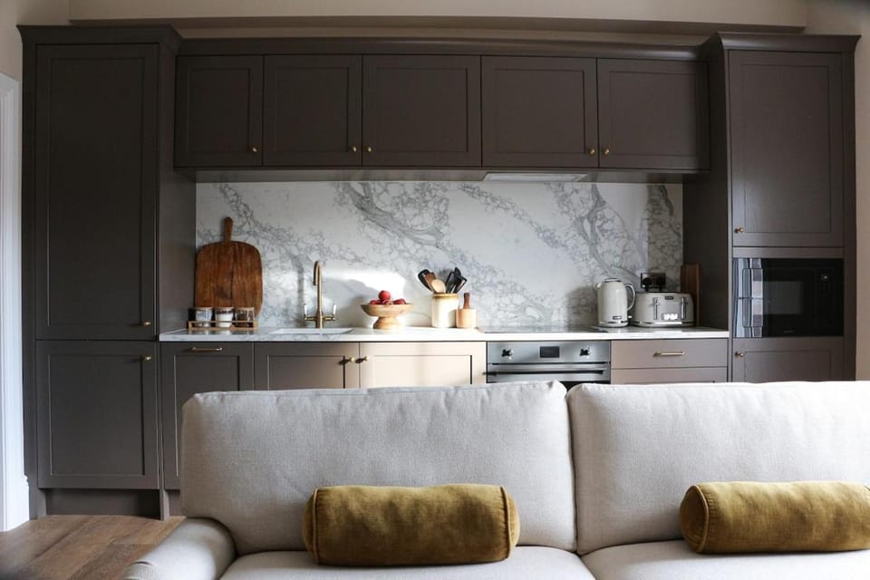 Kitchen or kitchenette, Living room