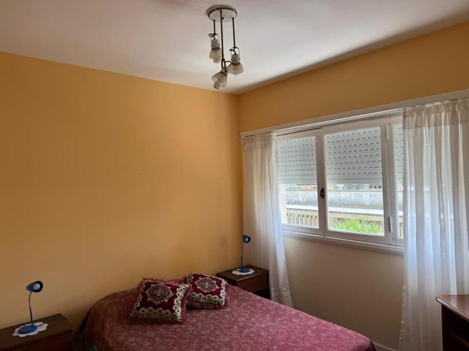 Hermoso dpto en peatonal Apartment in Miramar