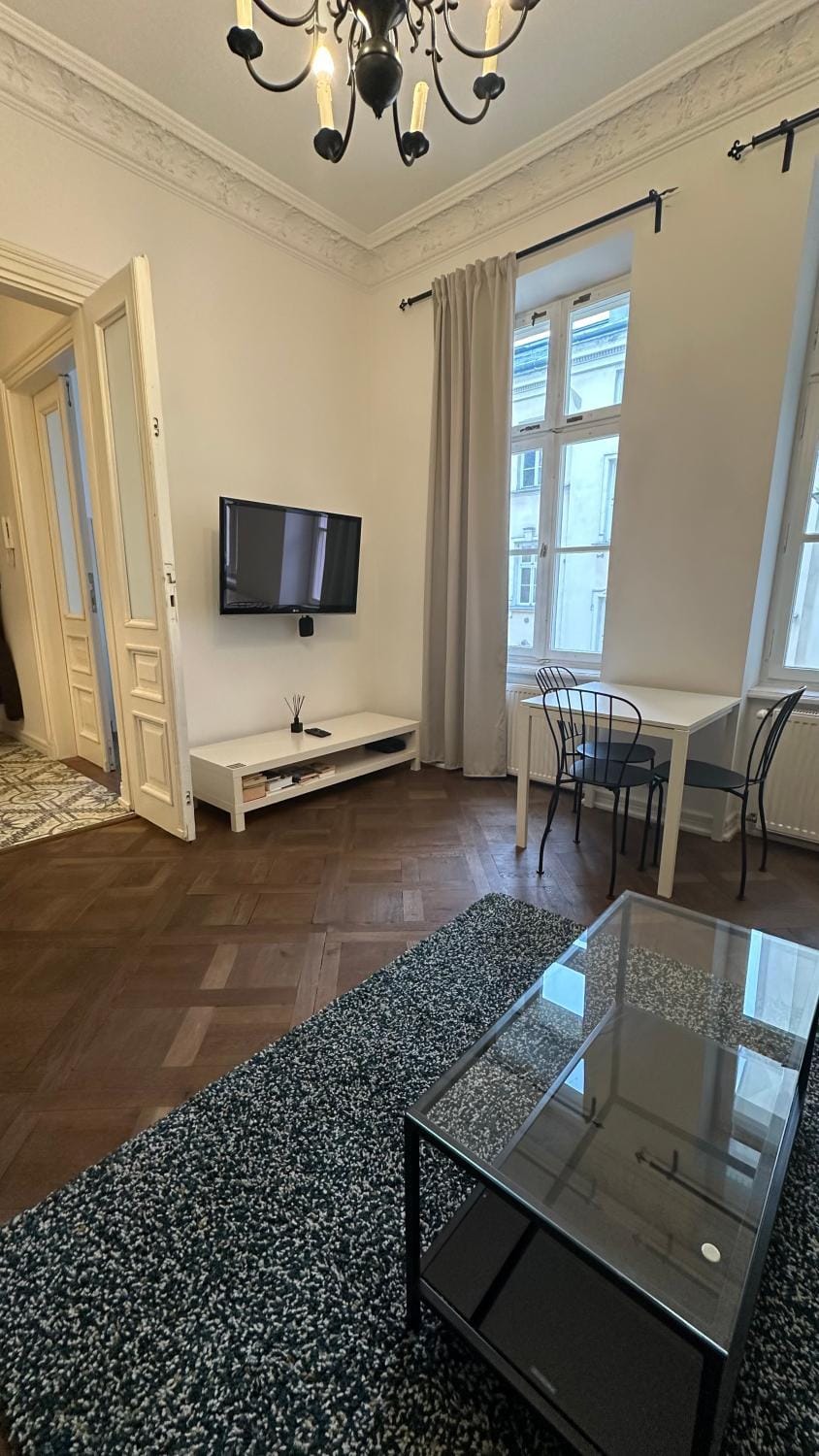 Kamienica Śródmieście Apartament 19A Apartment in Warsaw