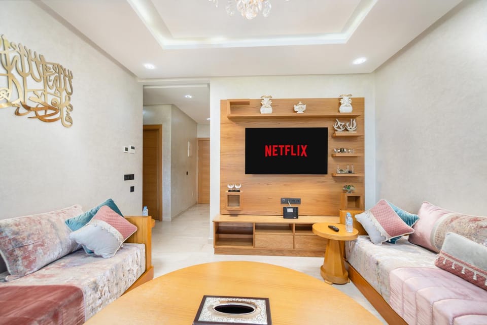Luxury Apartment in Agadir Bay Piscine & Proche Plage Apartment in Agadir