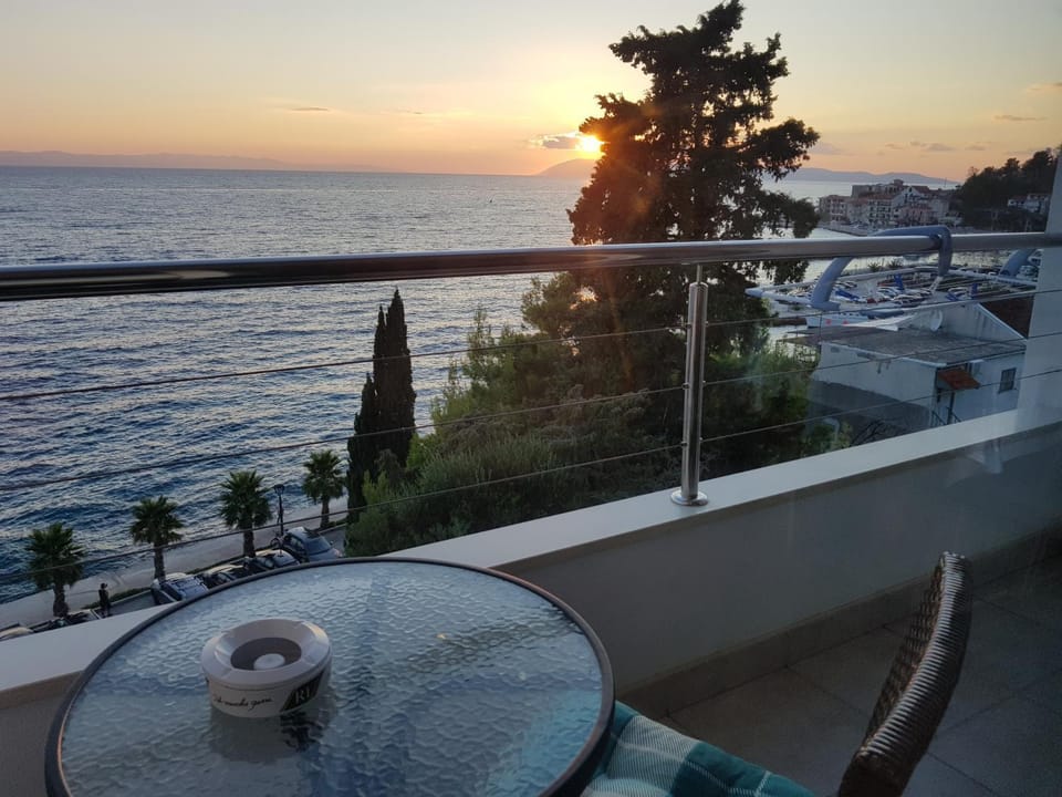 Balcony/Terrace, Sea view, Sunset