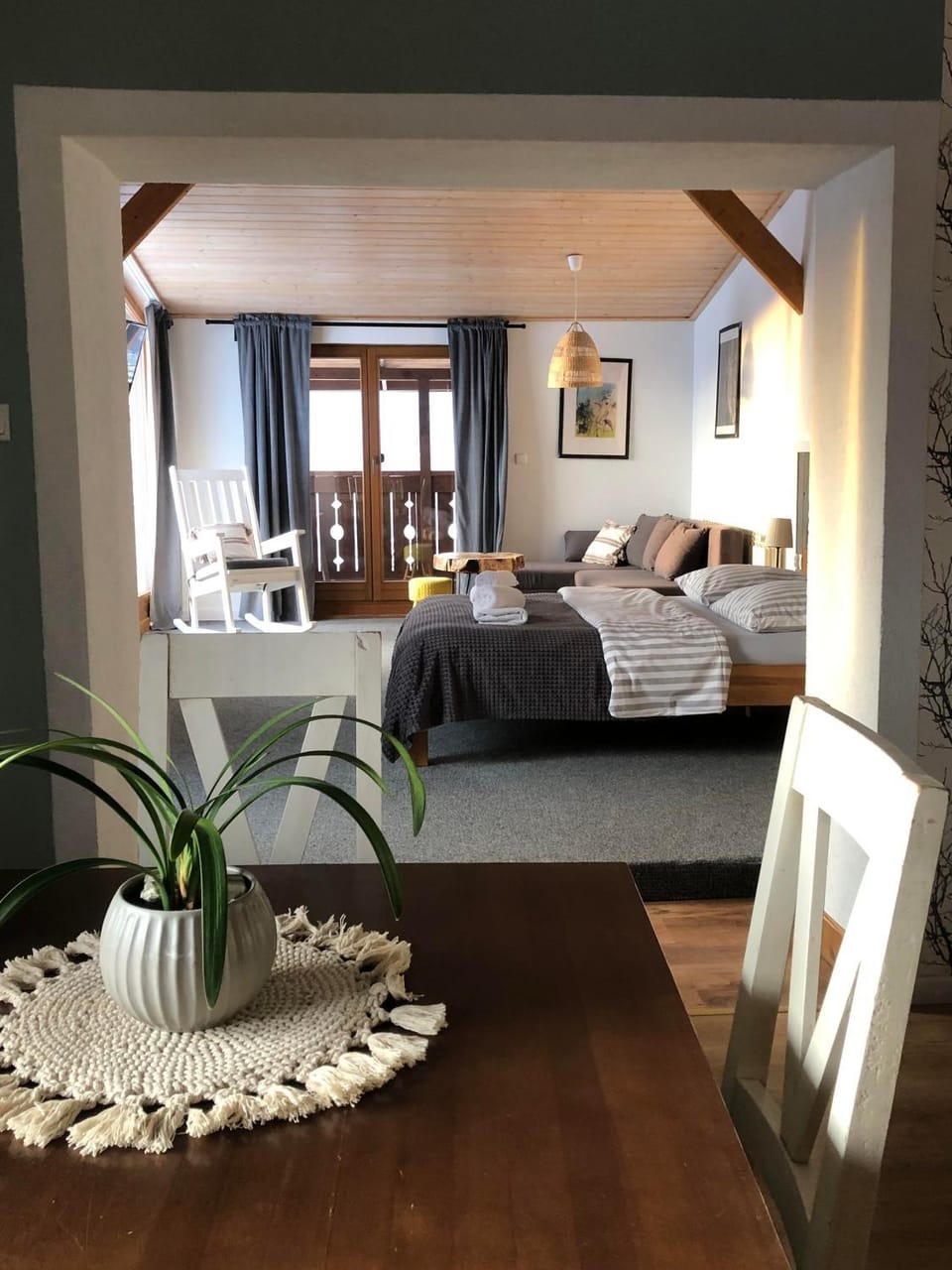 Bed, Photo of the whole room