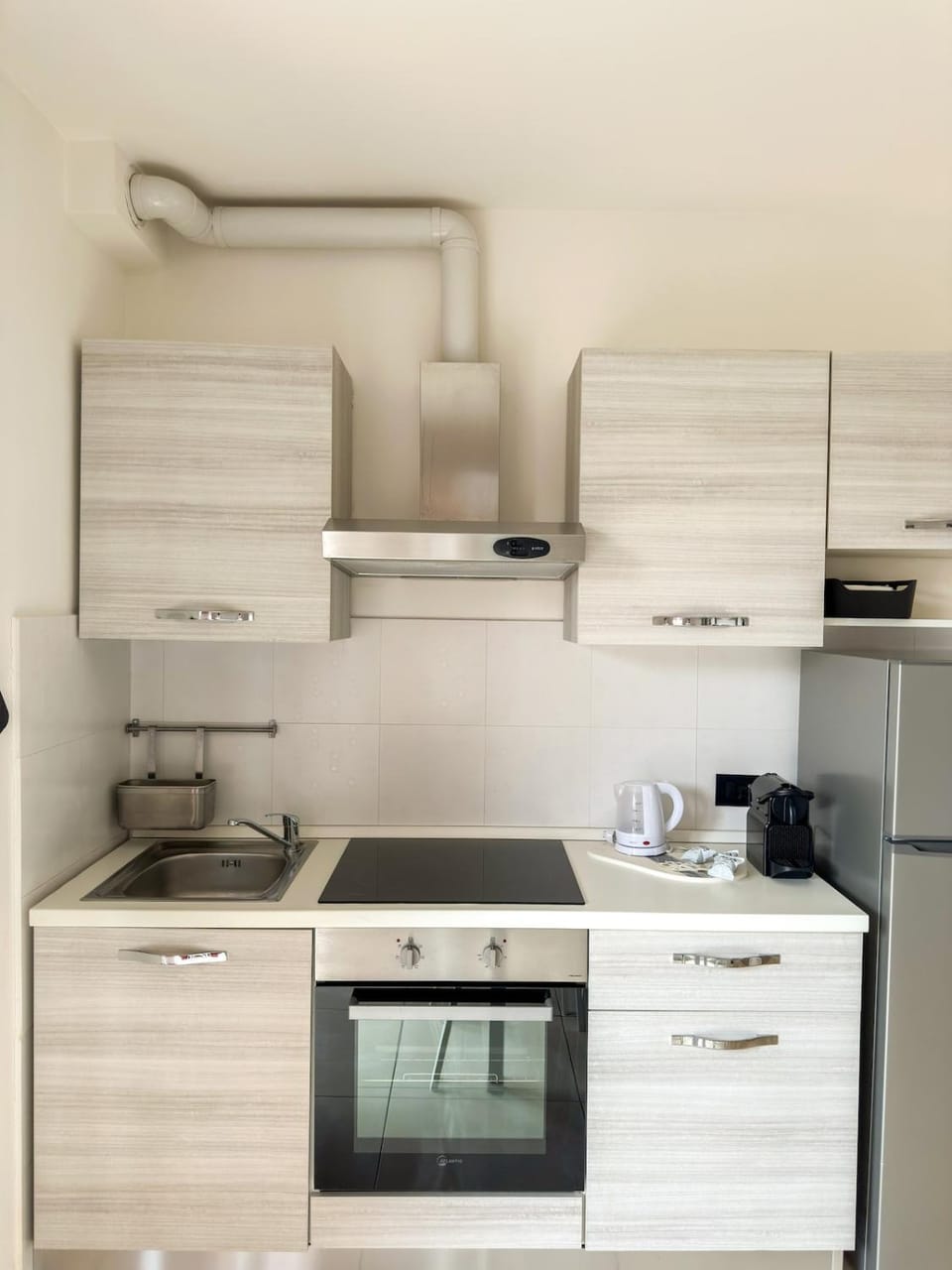 Kitchen or kitchenette, stove, stove