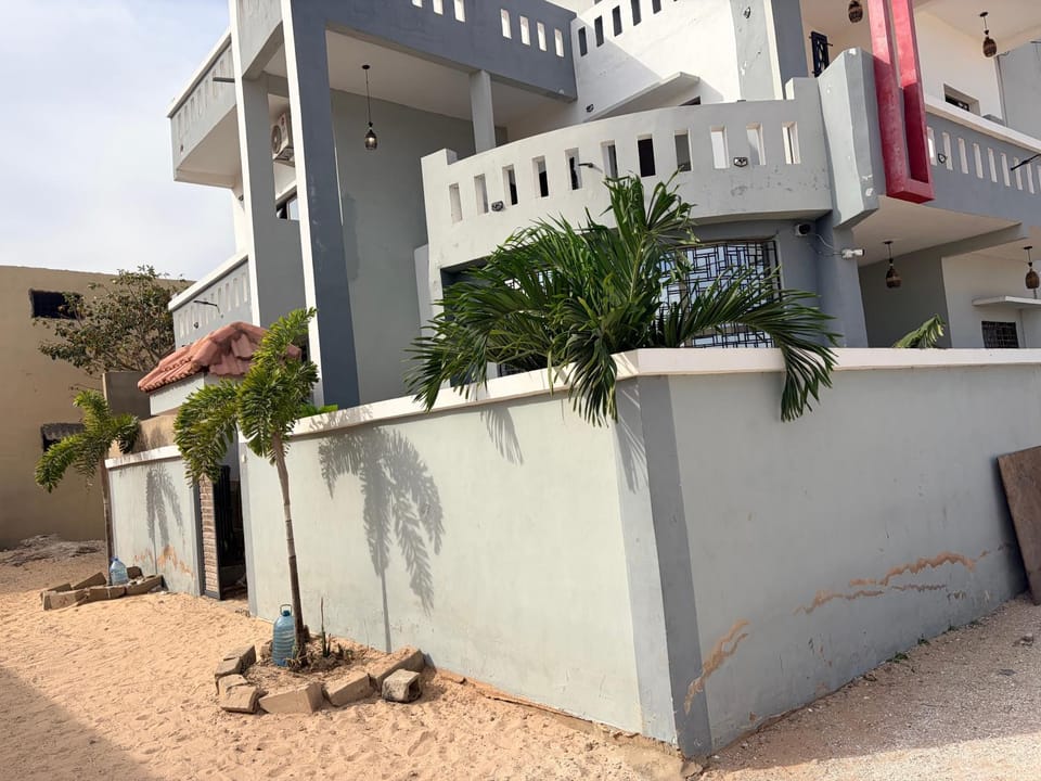Villa BHT Lac Rose Villa in Dakar Region, Senegal
