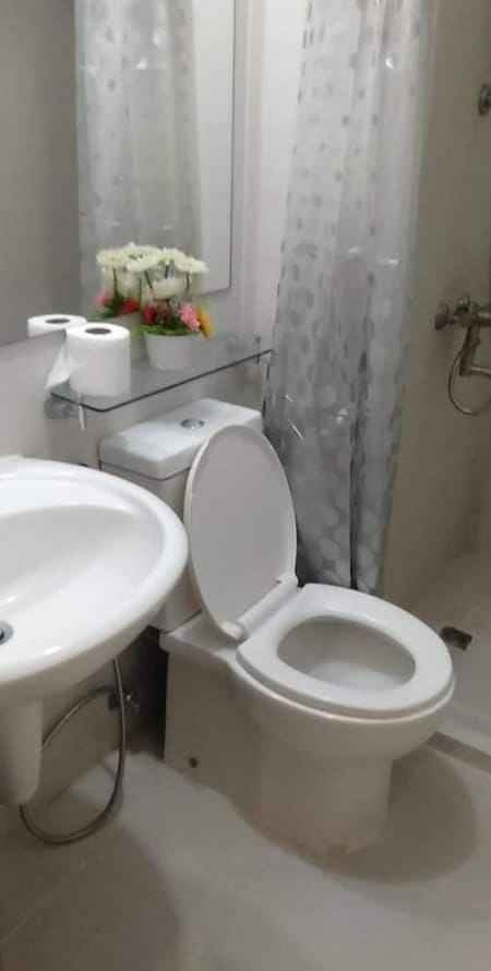 Azure Urban Resort Residence a14 WAVEPOOL near airport Apartment in Paranaque