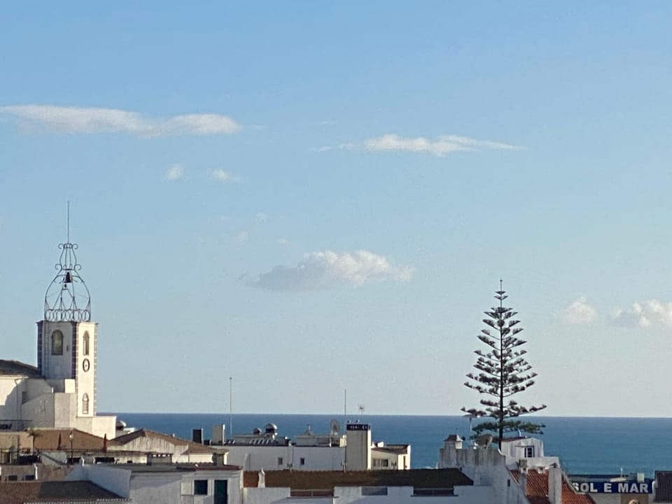Panorama Old Town sea view Albufeira Apartment in Albufeira