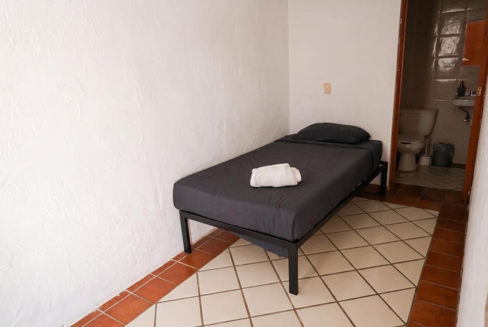 Casa en Providencia, 4 cuartos, Estacionamiento House in Guadalajara