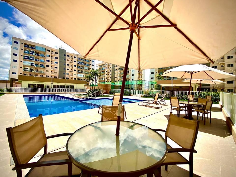 Pool view, Swimming pool, sunbed