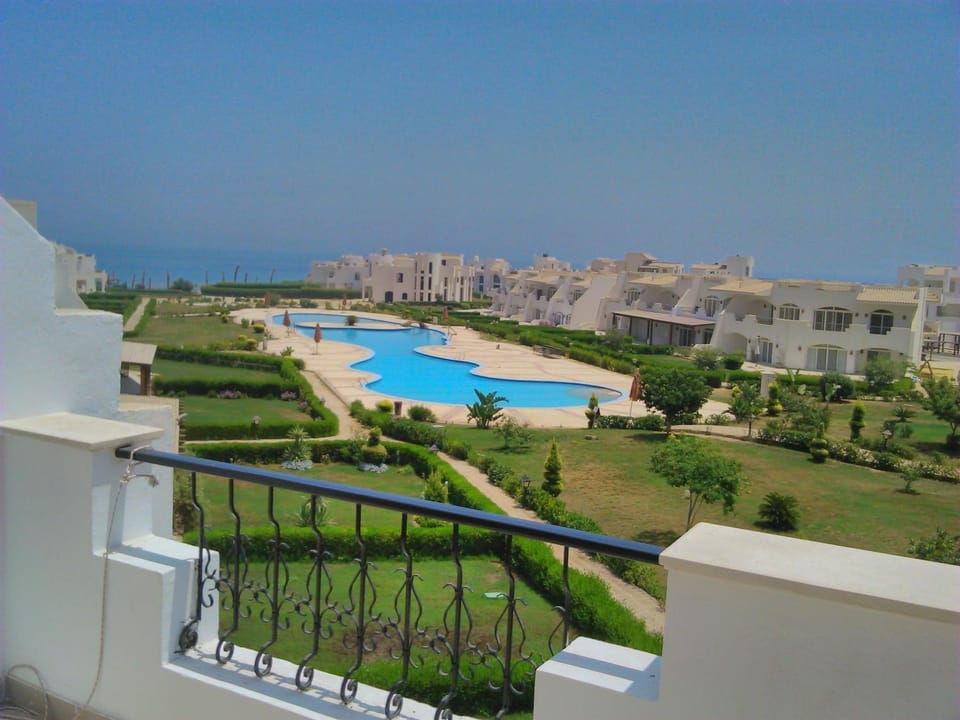 Property building, On site, Swimming pool