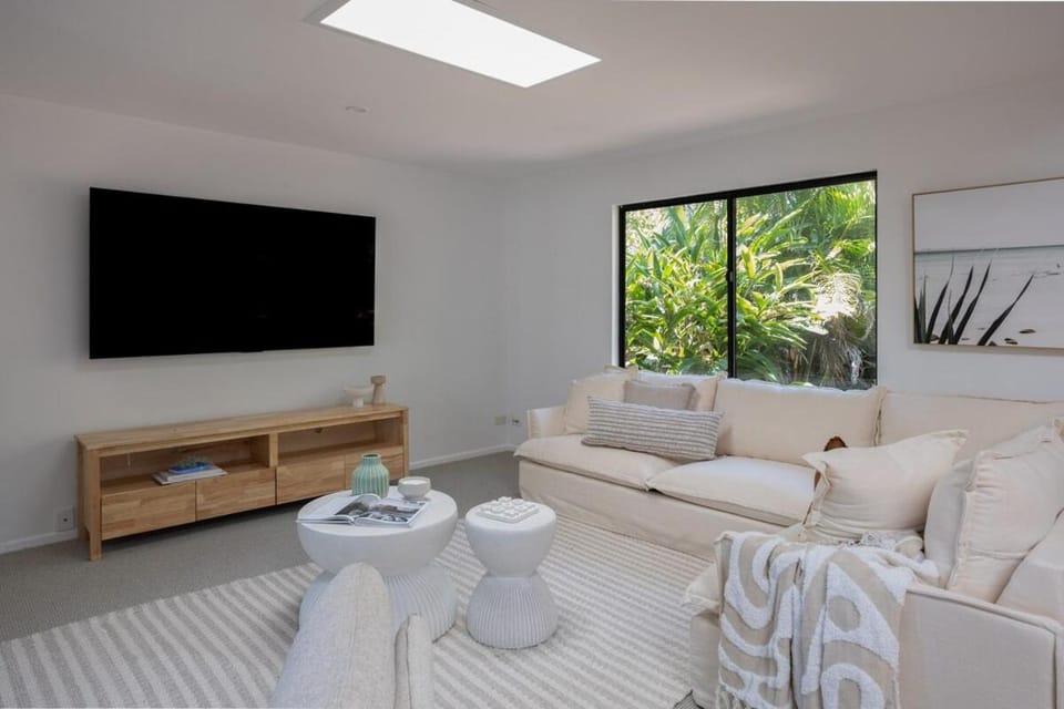 Coastal Canopy - your doorstep to Mount Coolum House in Coolum Beach