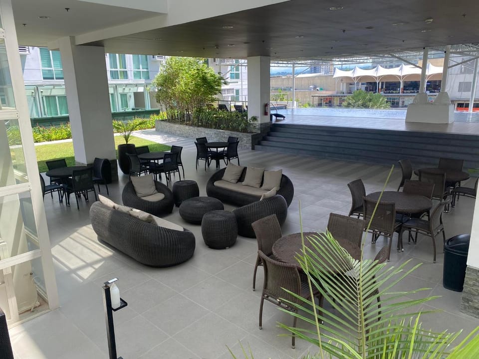 Abreeza chills place tower 2508 Apartment hotel in Davao City