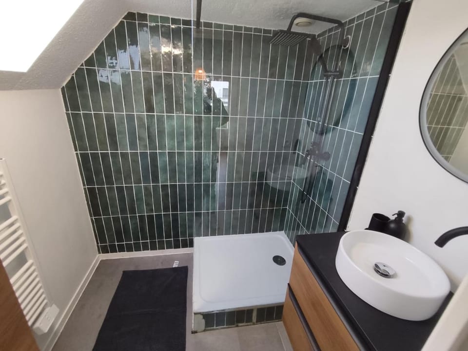 Suite Duplex Cosy Lorient 2 personnes - Parking et Terrasse Apartment in Rennes