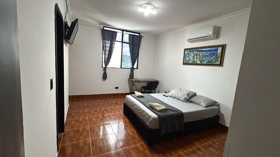 Amplio apartamento Penthouse amoblado, cerca al parque Santander en Cucuta Colombia Apartment in Cundinamarca, Colombia