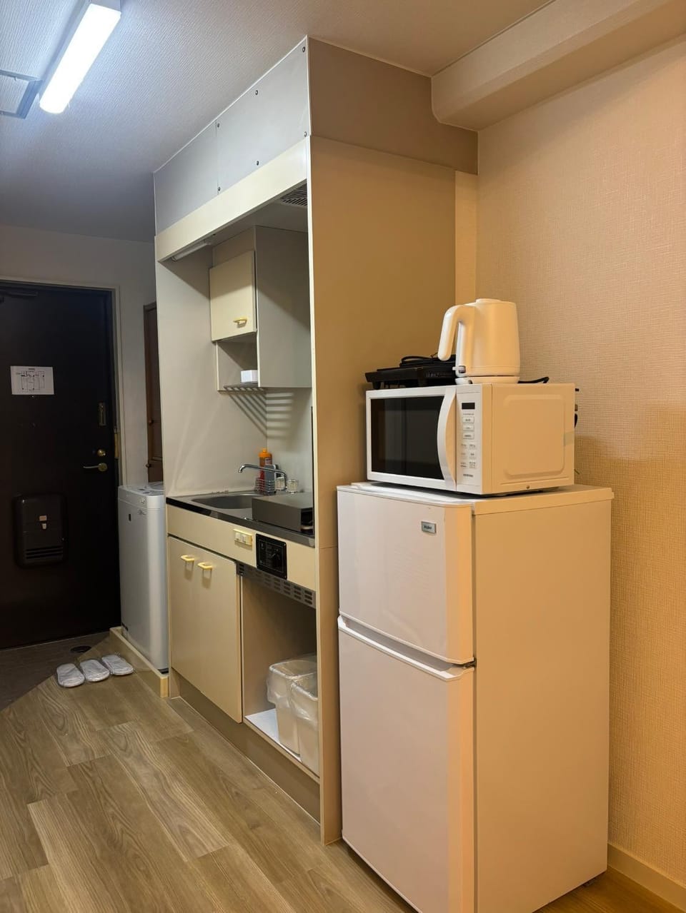 P-Stay広島富士見町303 Bed and Breakfast in Hiroshima