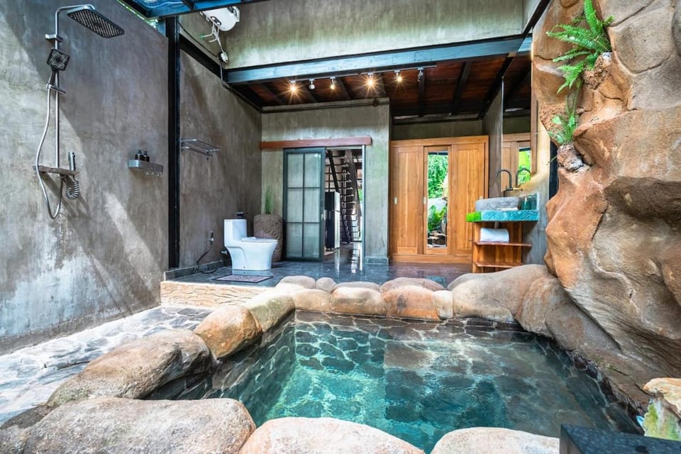 Peaceful 1BR Private Villa in Sayan Ubud Villa in Abiansemal