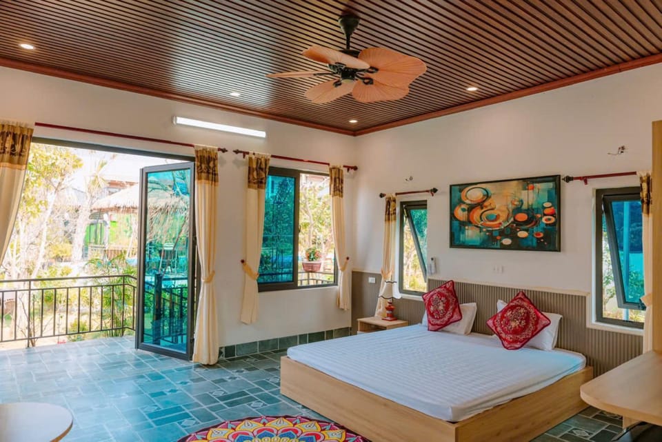 Bed, Balcony/Terrace, Bedroom
