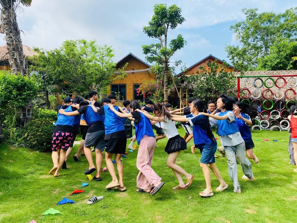 Natural landscape, Garden, group of guests